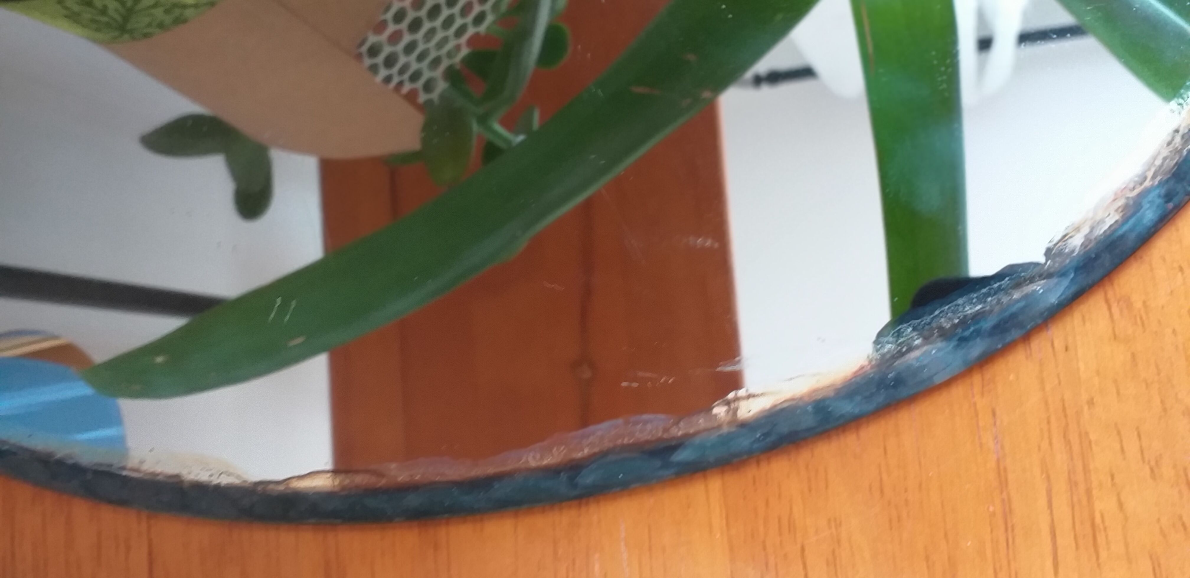 Oval beveled mirror  16x30cm