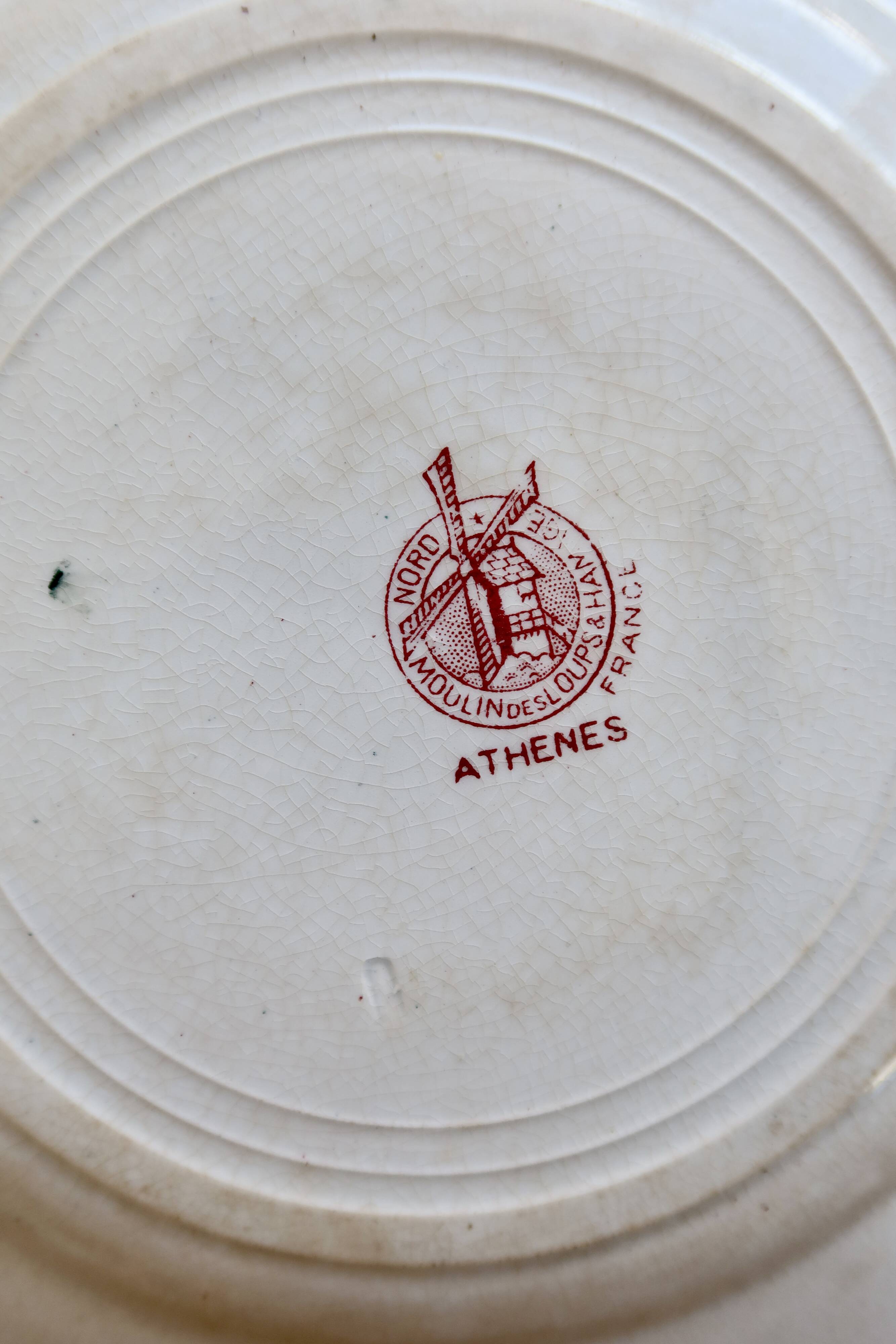 Red iron earth plate Moulin des Loups - Athens model