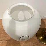 Opaline suspension
