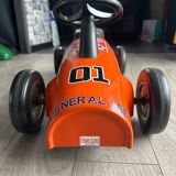 Customised General Lee carrier