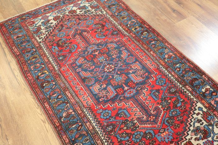 Hand-knotted tabriz carpet iran 105x175cm
