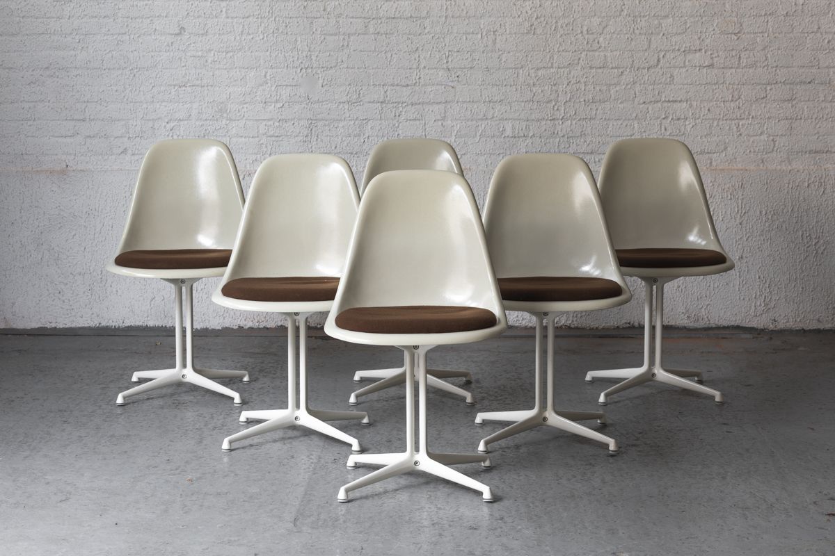 Set of 6 dining chairs 'La Fonda' designed by Charles & Ray Eames for Herman Miller