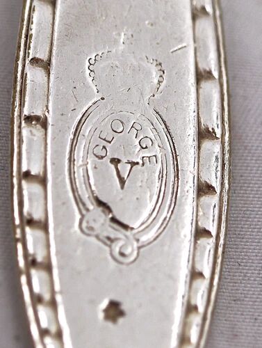 Silverware hotel Georges V, Christofle Albatros, 12 table settings, 24 pieces