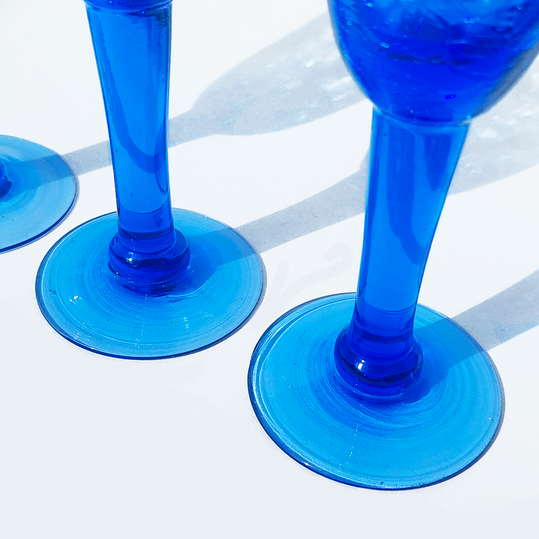 Marine champagne glasses