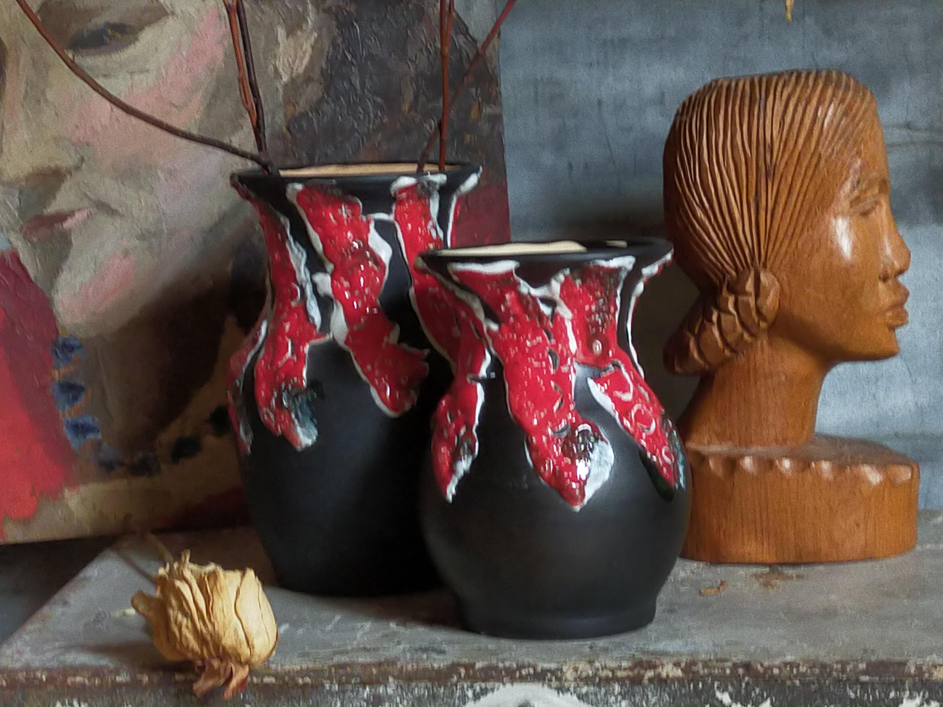 Duo of ceramic vases foams Fat Lava vintages