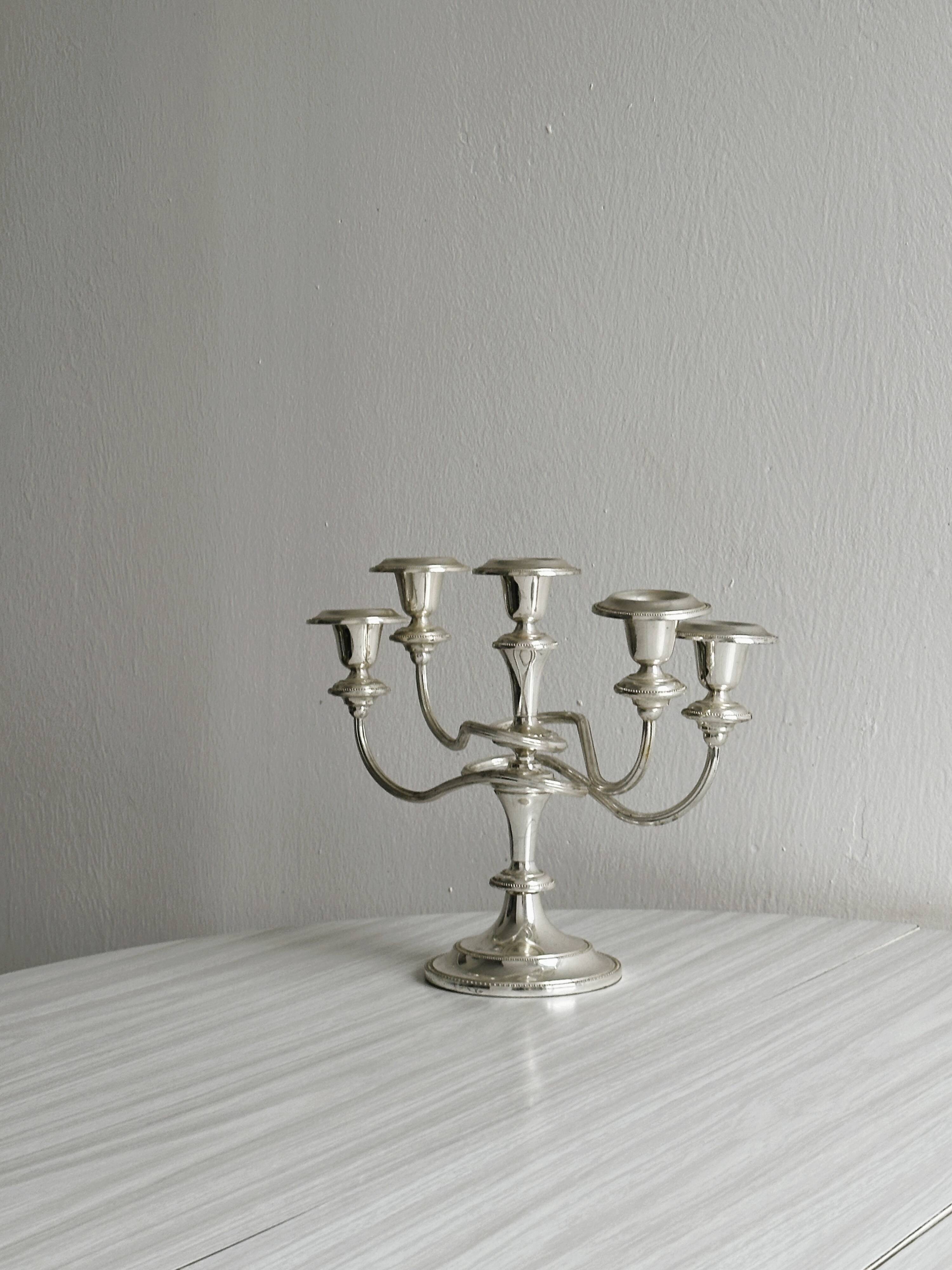 Metal candlestick candle holder