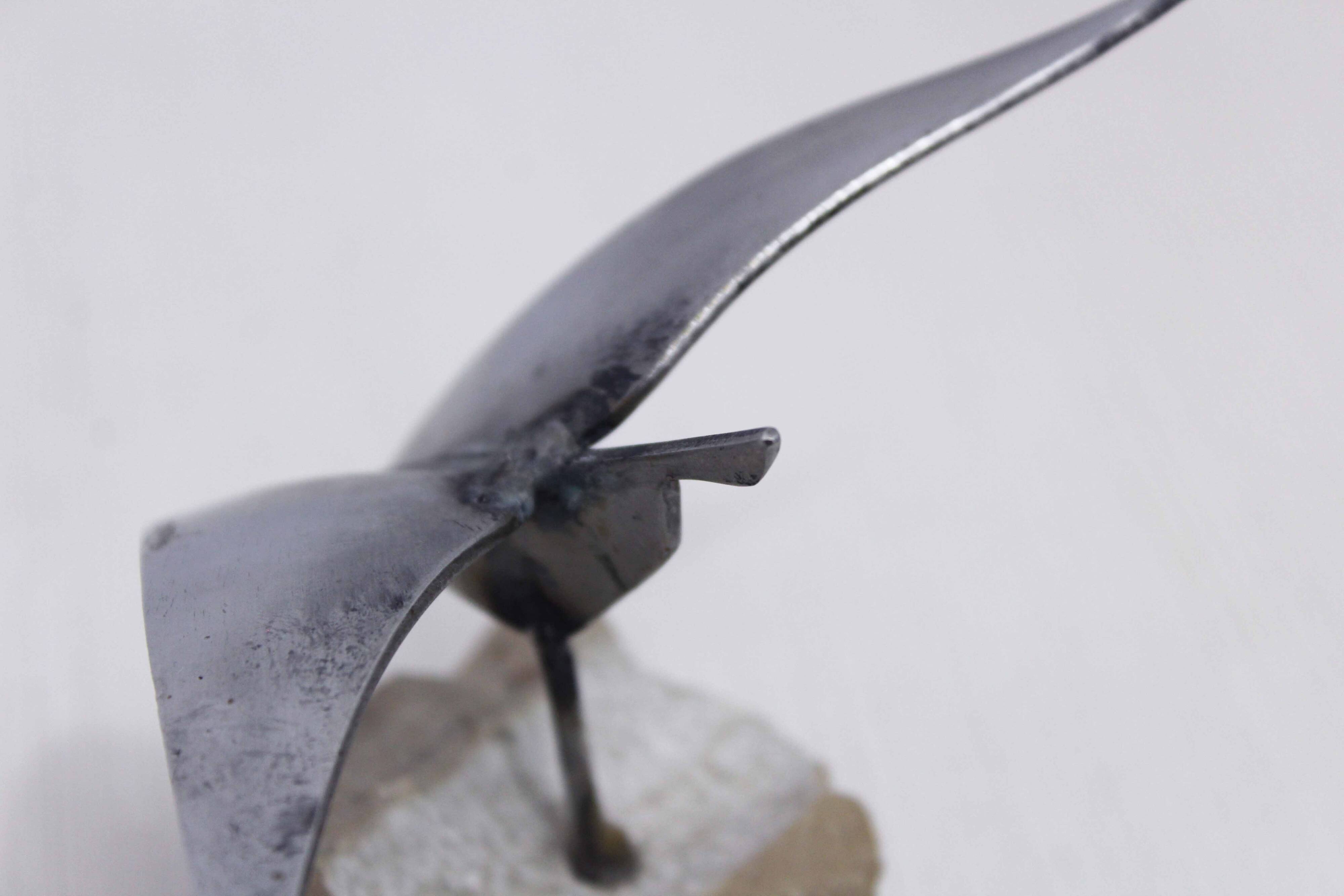Sculpture d'oiseau de Francis Béboux