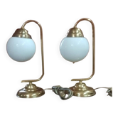 Lampes de table Art Déco vintage en laiton et verre opalin, années 70. Lot de 2.