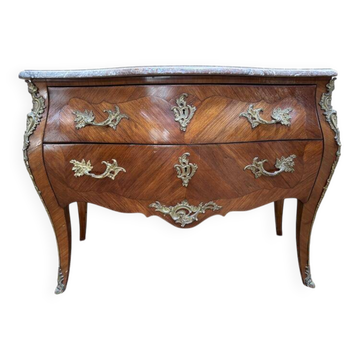 Commode sauteuse de style Louis XV en marqueterie