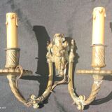 Series d e 3 applied in bronze/lion's head