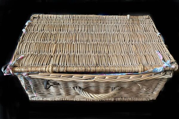 Panier osier rotin vintage années 60/70