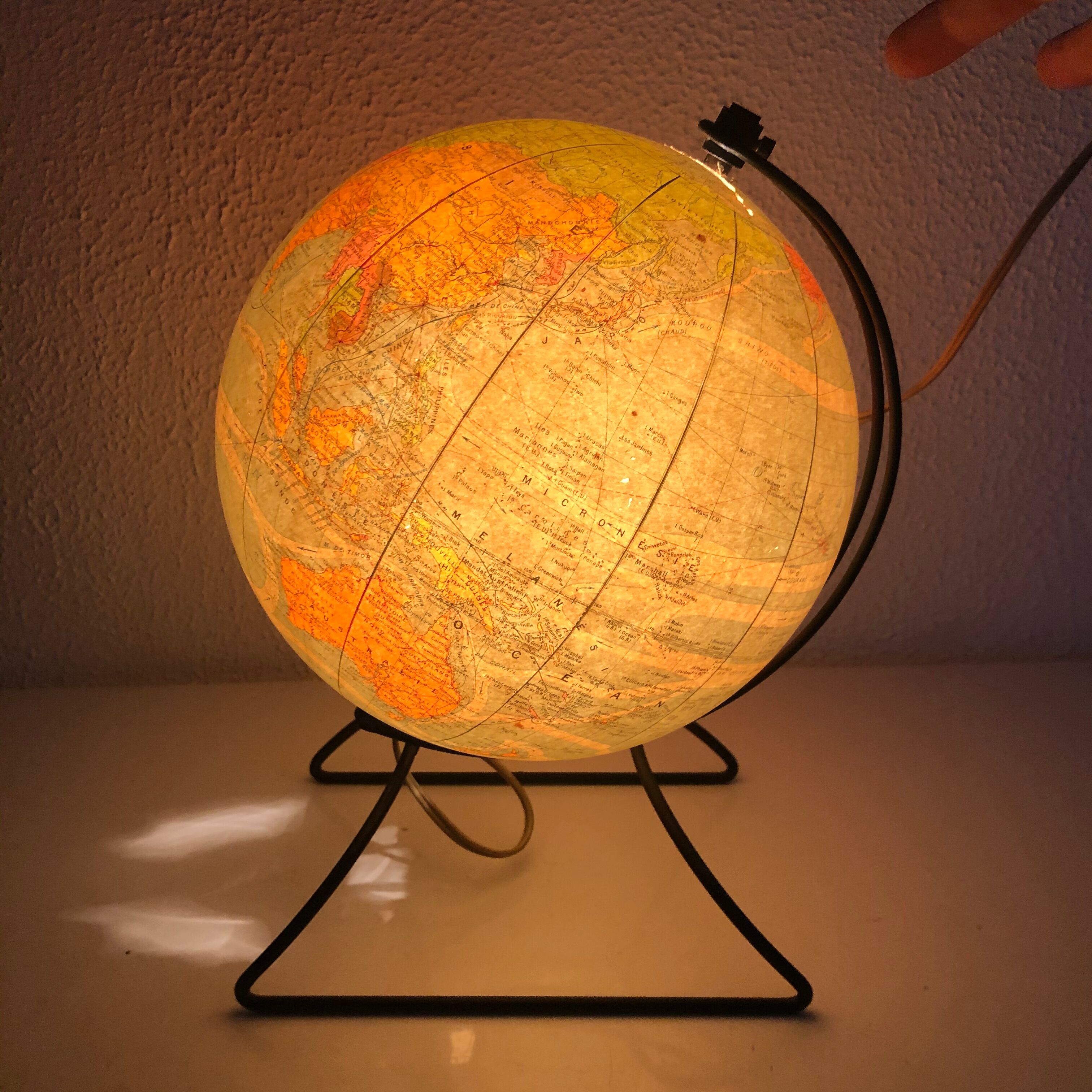 Vintage Globe 1960 Perrina glass - 29 cm