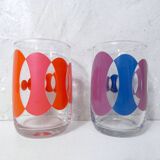 2 glasses