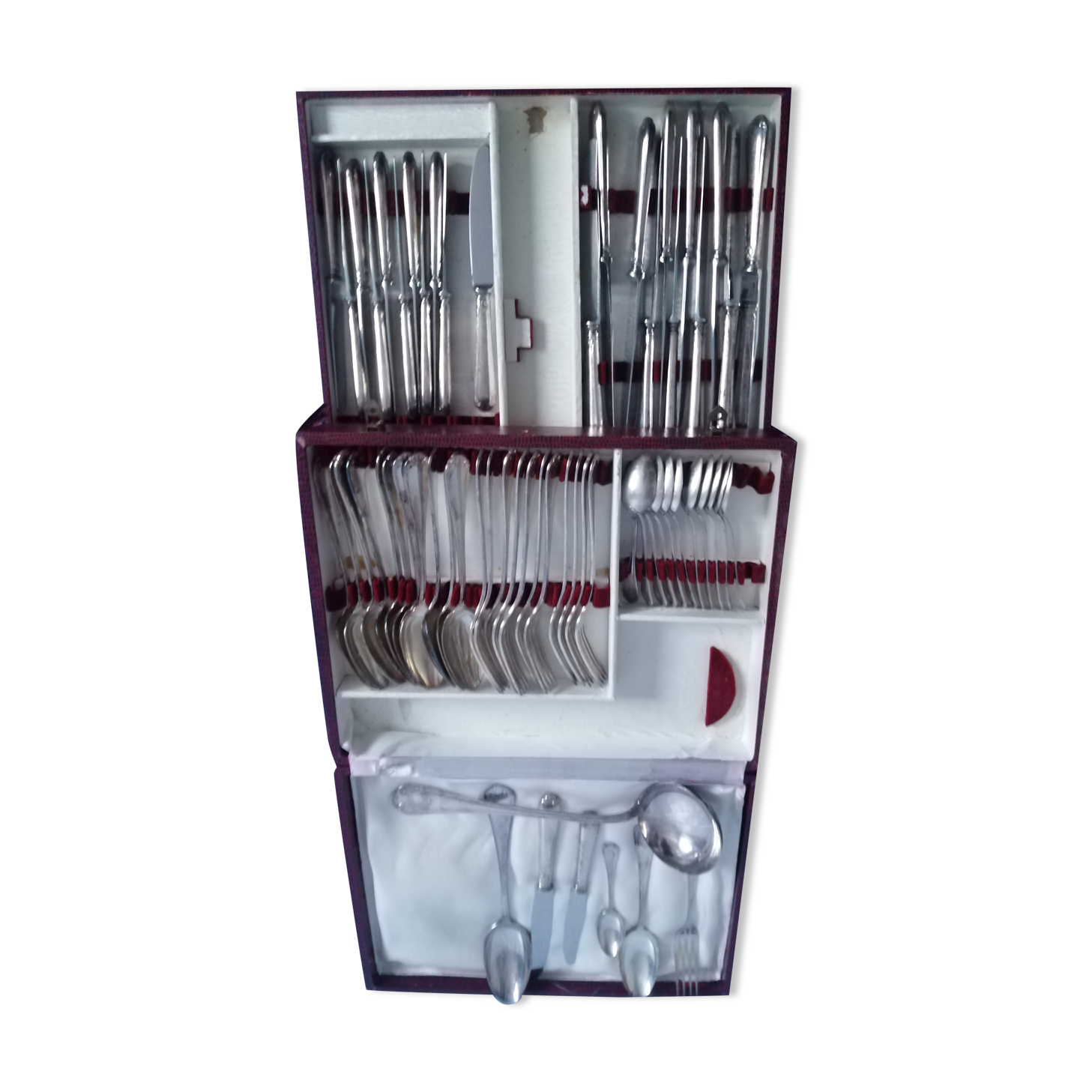 Silver metal housewife