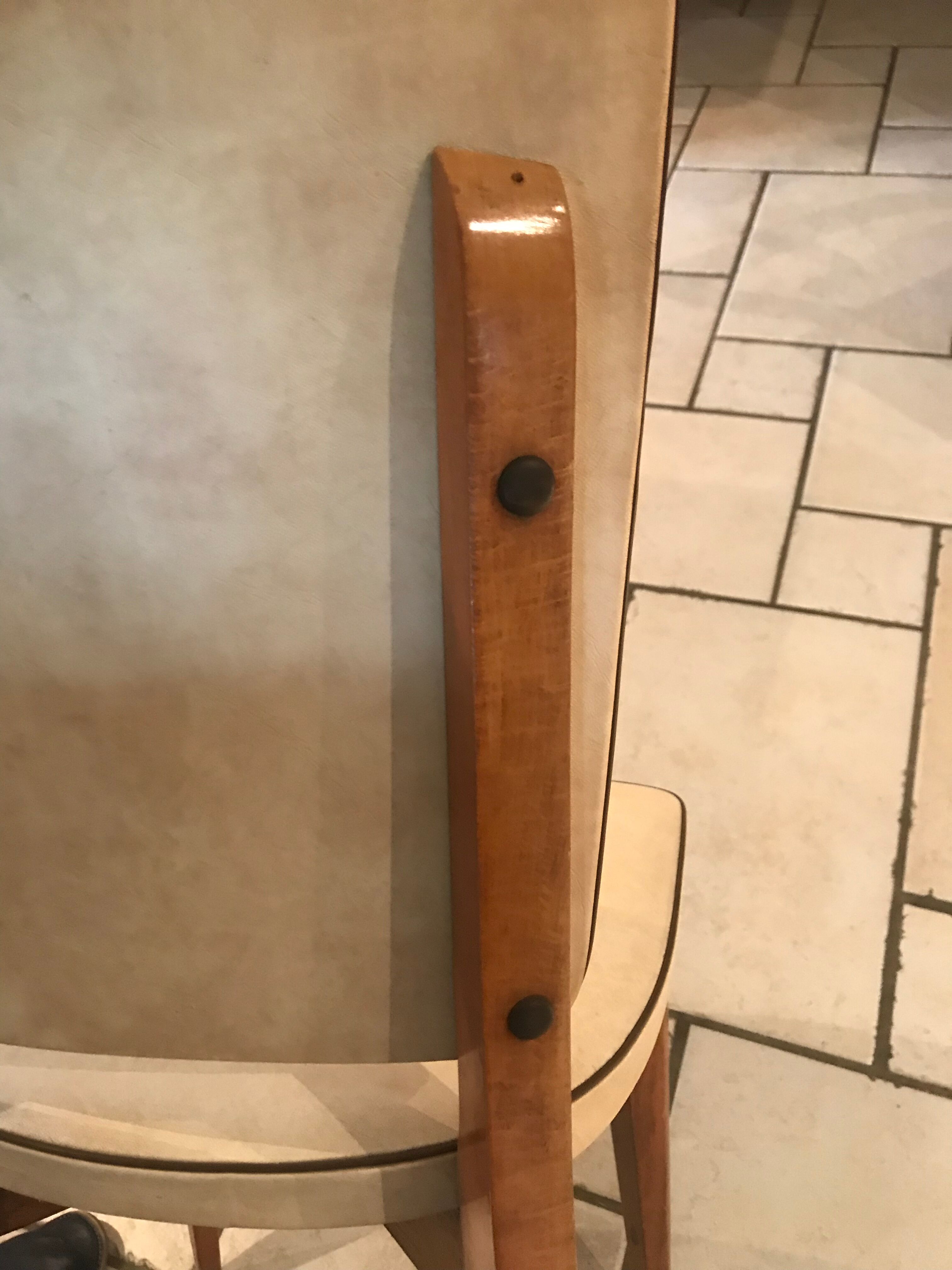 Suite de 6 chaises vintages Skaï beige 1970