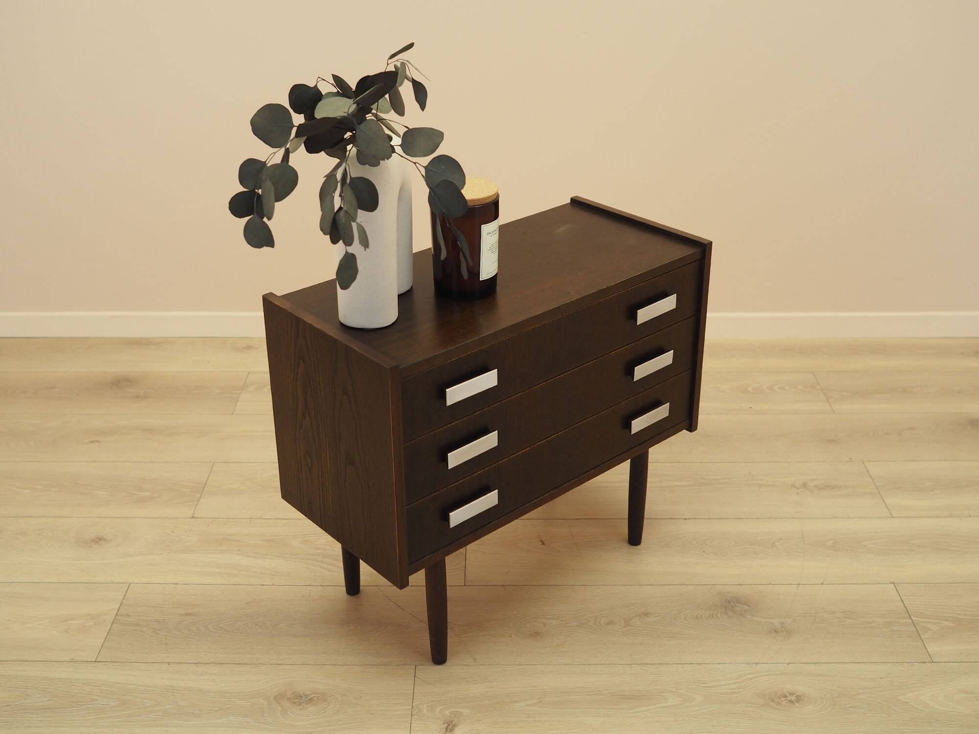 Commode en placage de chêne danois, années 1980