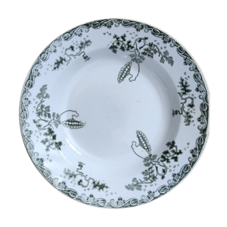Flat plate St Amand and Hamage / Modern style