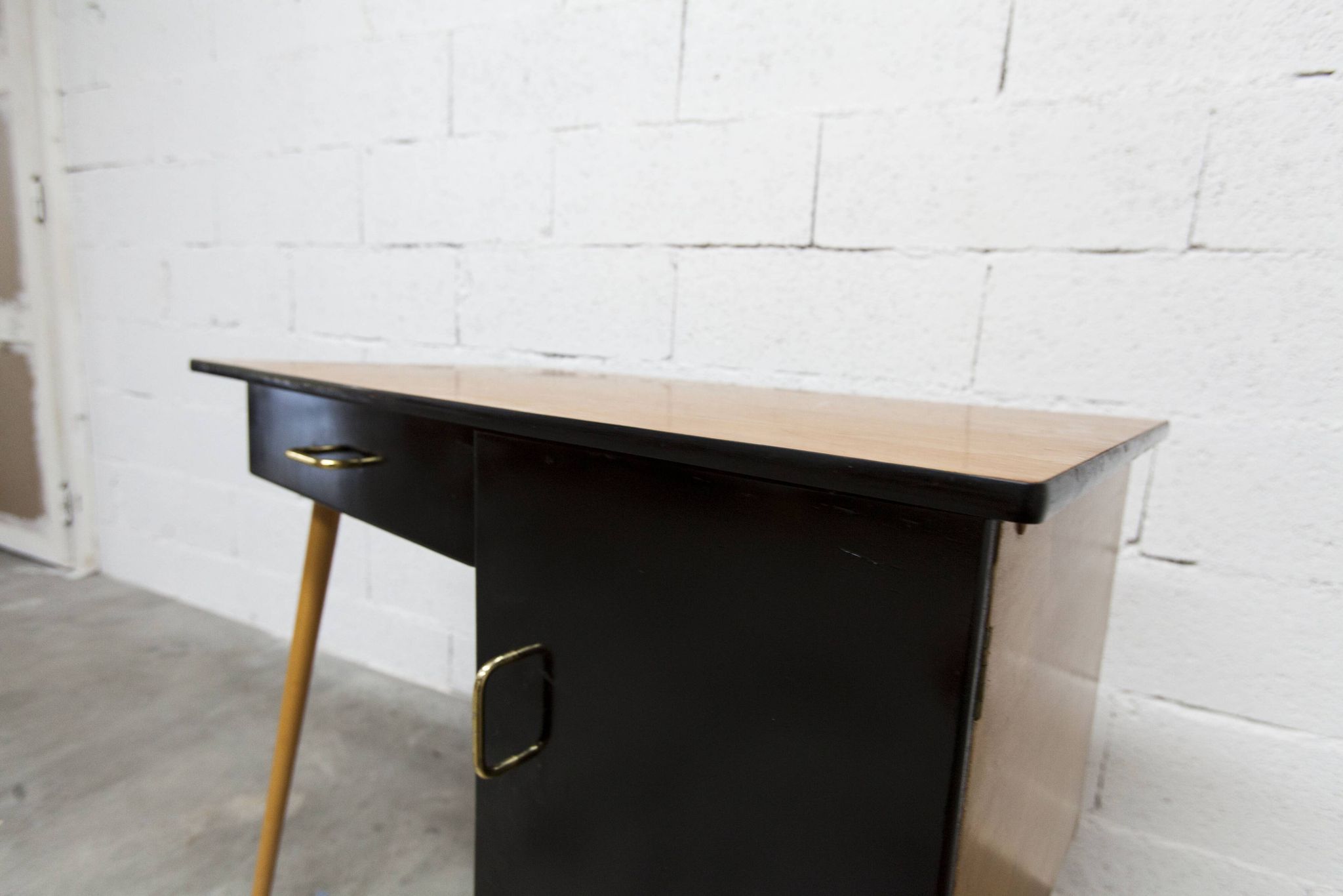 Baumann desk and chair, 1960s, Formica, wood and black, green seat