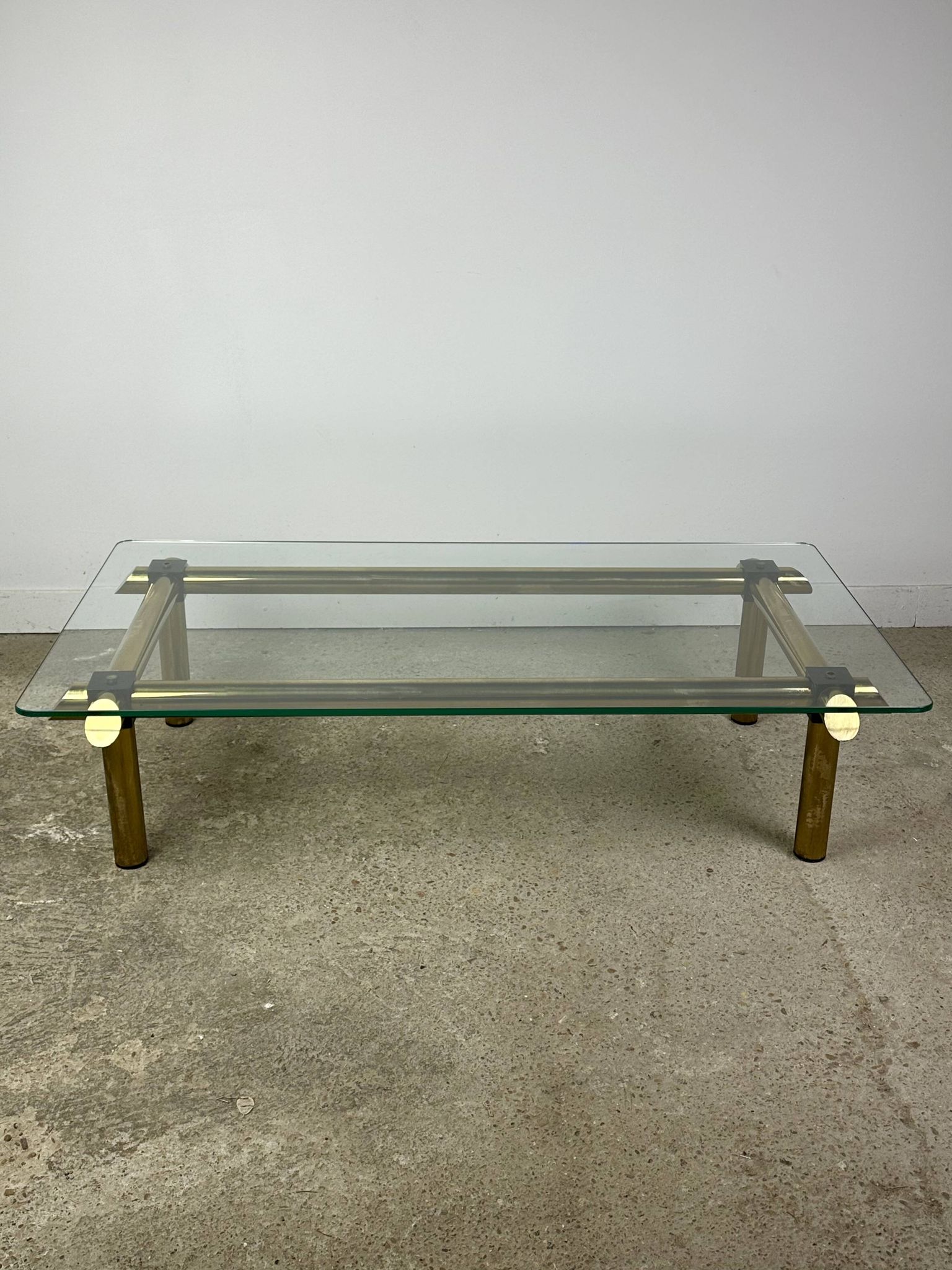 Table basse italienne vintage 80'S en laiton et fer
