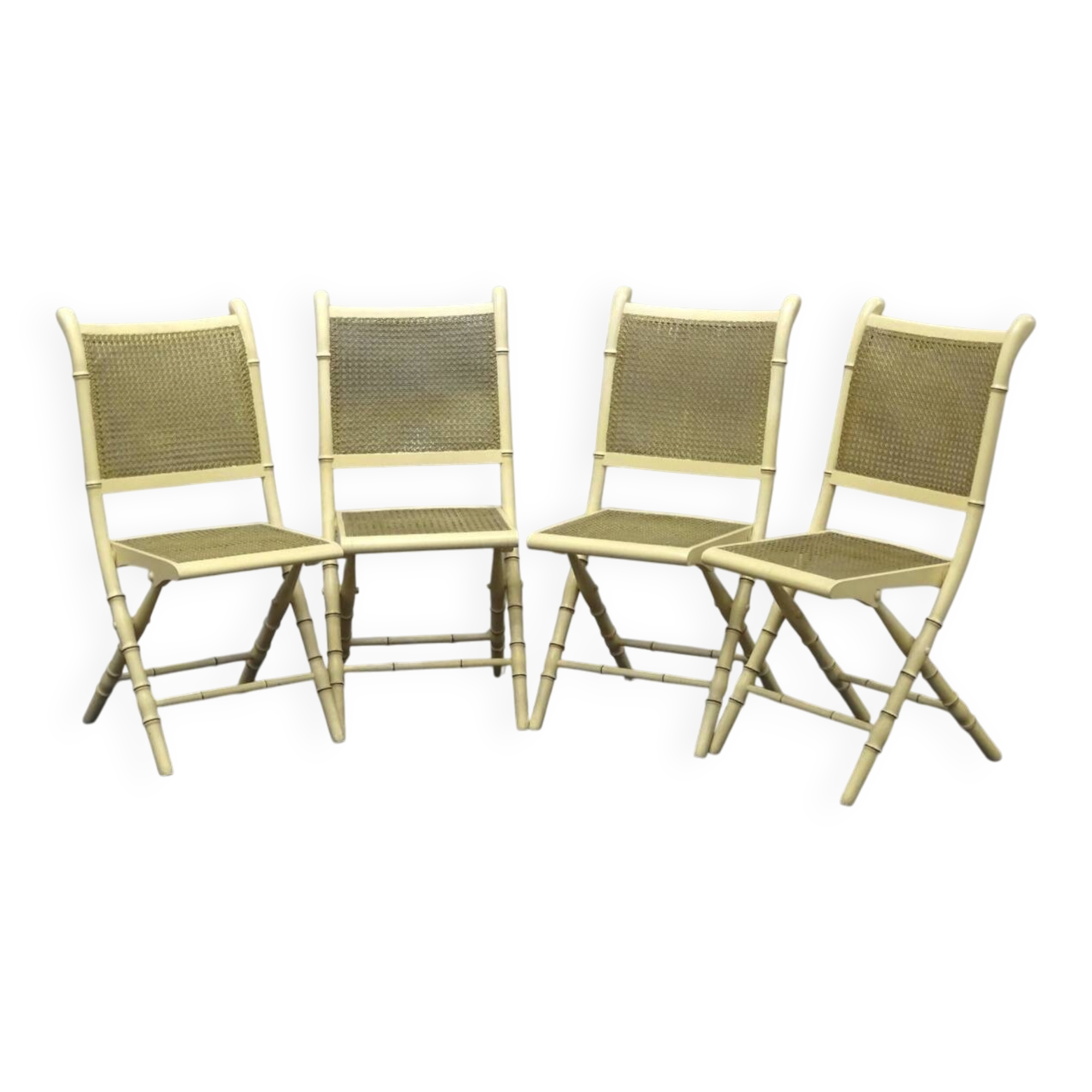 Lot of 4 folding chairs