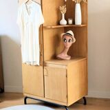 Armoire asymétrique vintage en chêne rénovée