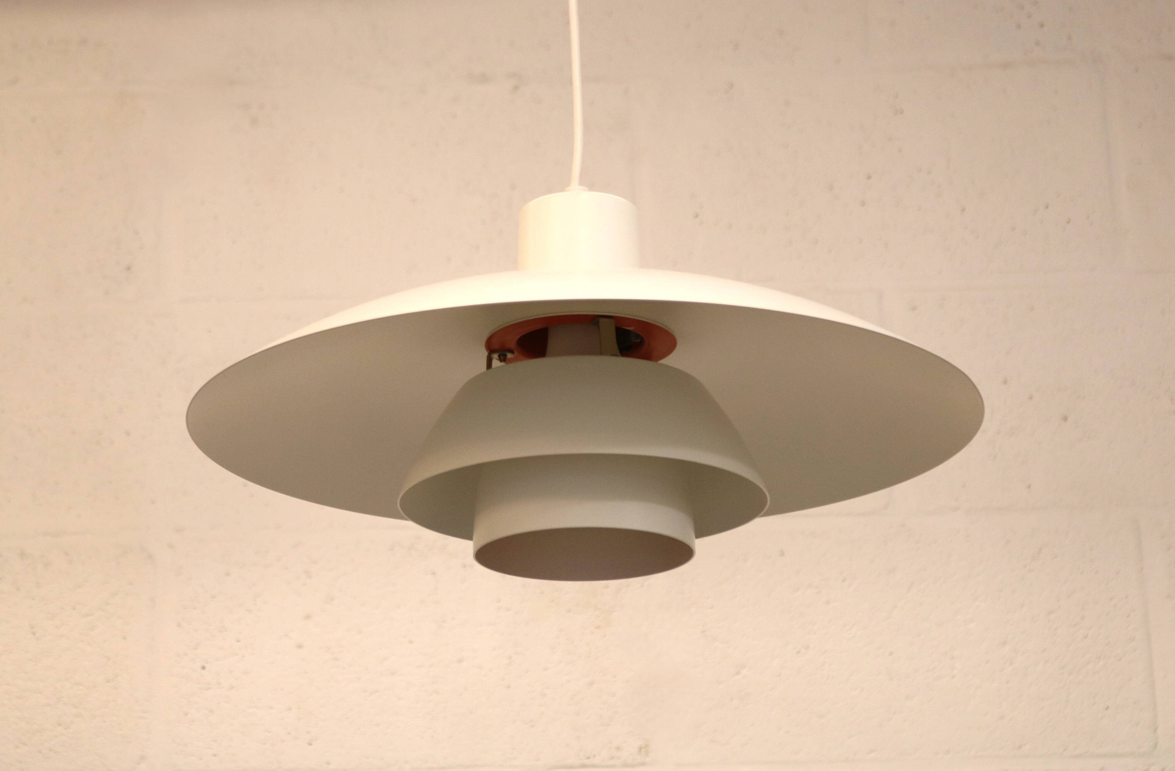 Vintage louis poulsen ph 4/3 pendant lamp: danish mid-century modern