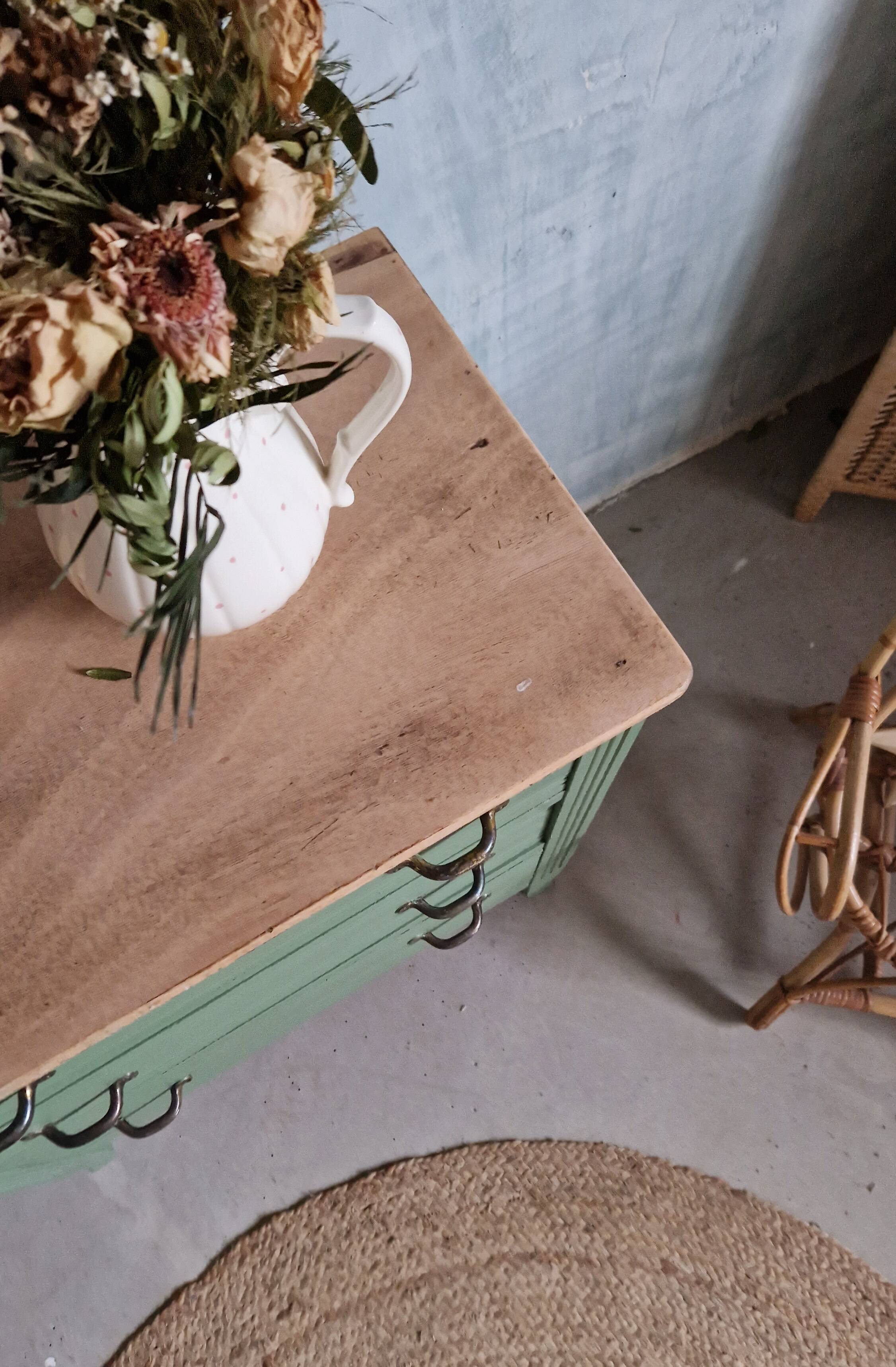 Petite commode art déco