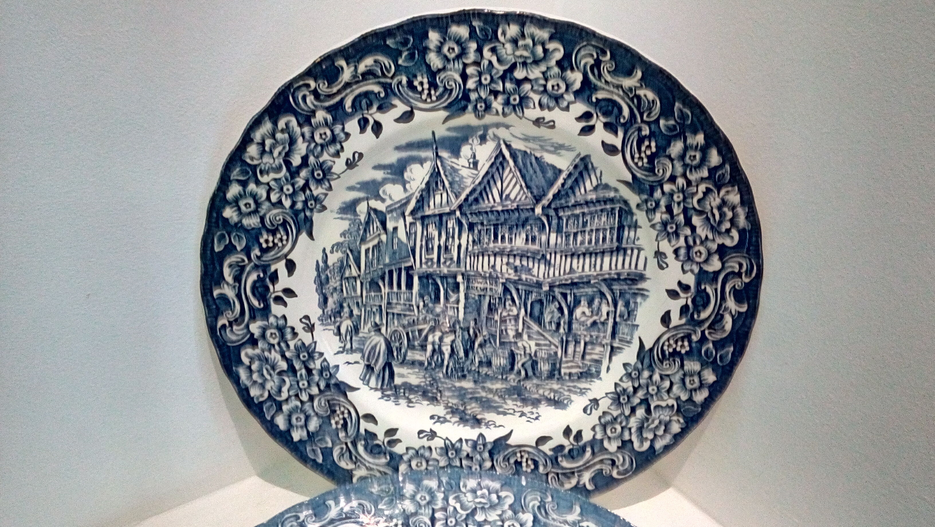 Duo d'assiettes anglaises