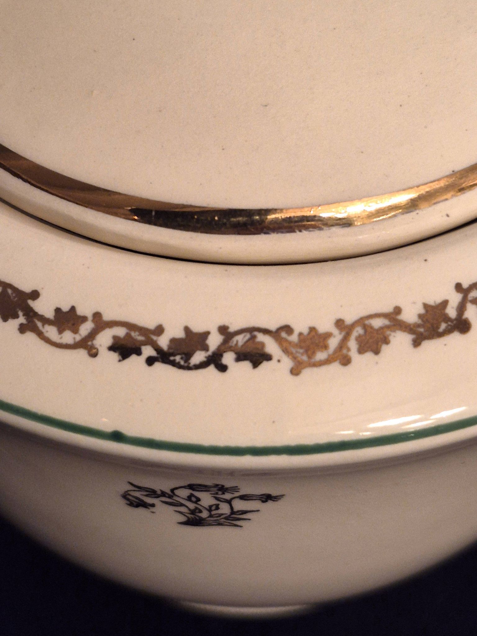 Antique sugar bowl, in Gien earthenware, Model Valence A040
