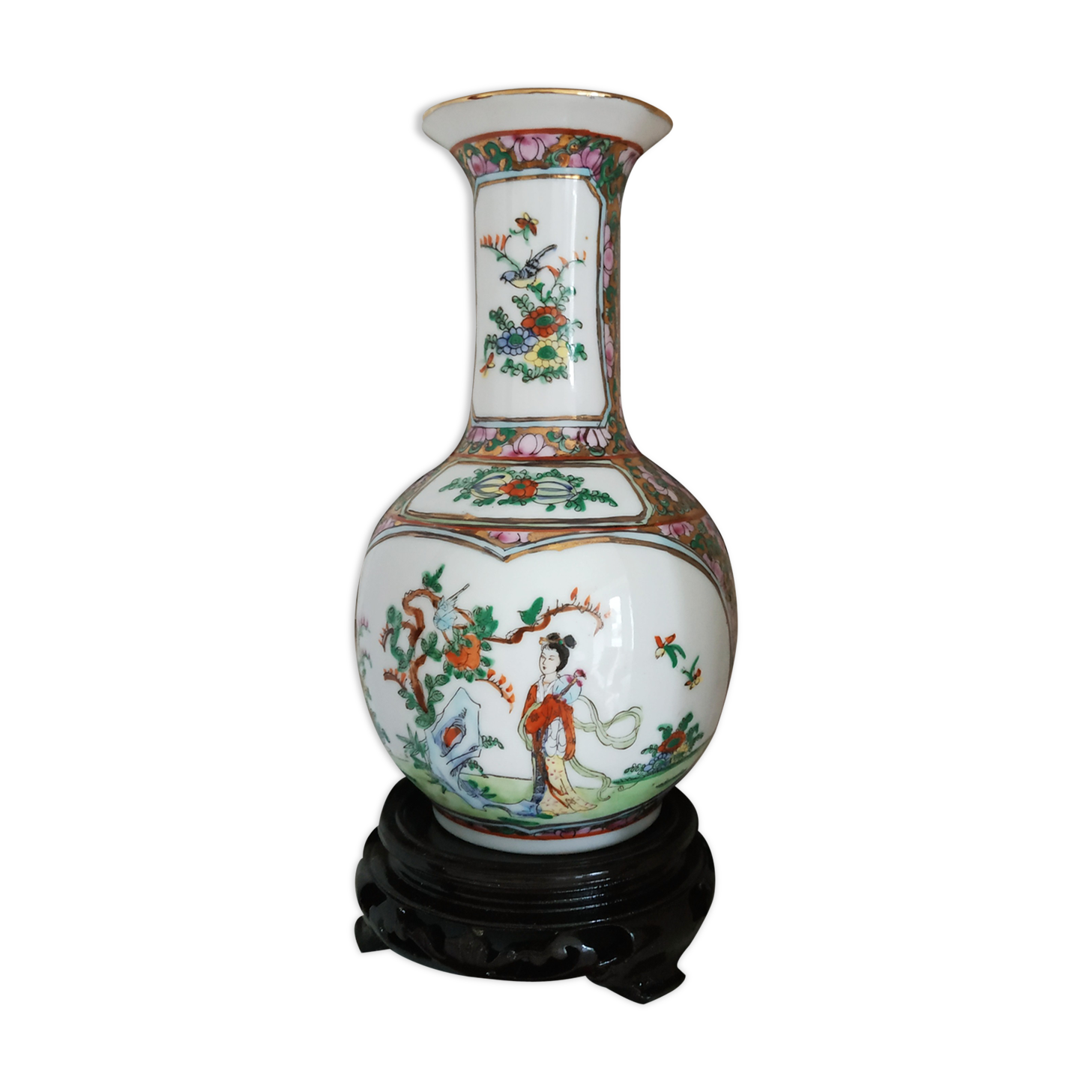 Chinese vase with its original box