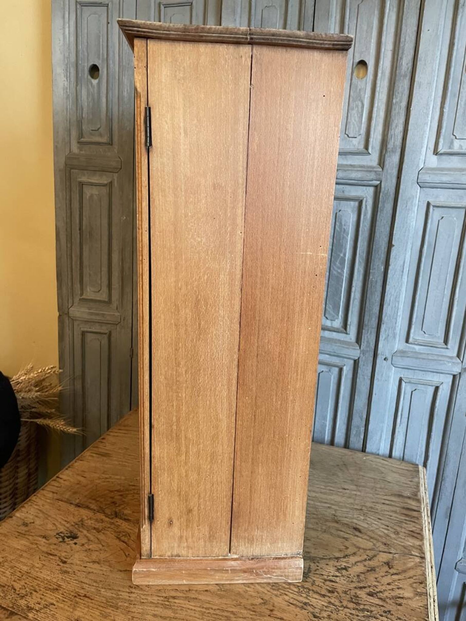 (Hang) wall cabinet tool cabinet Peugeot Fréres