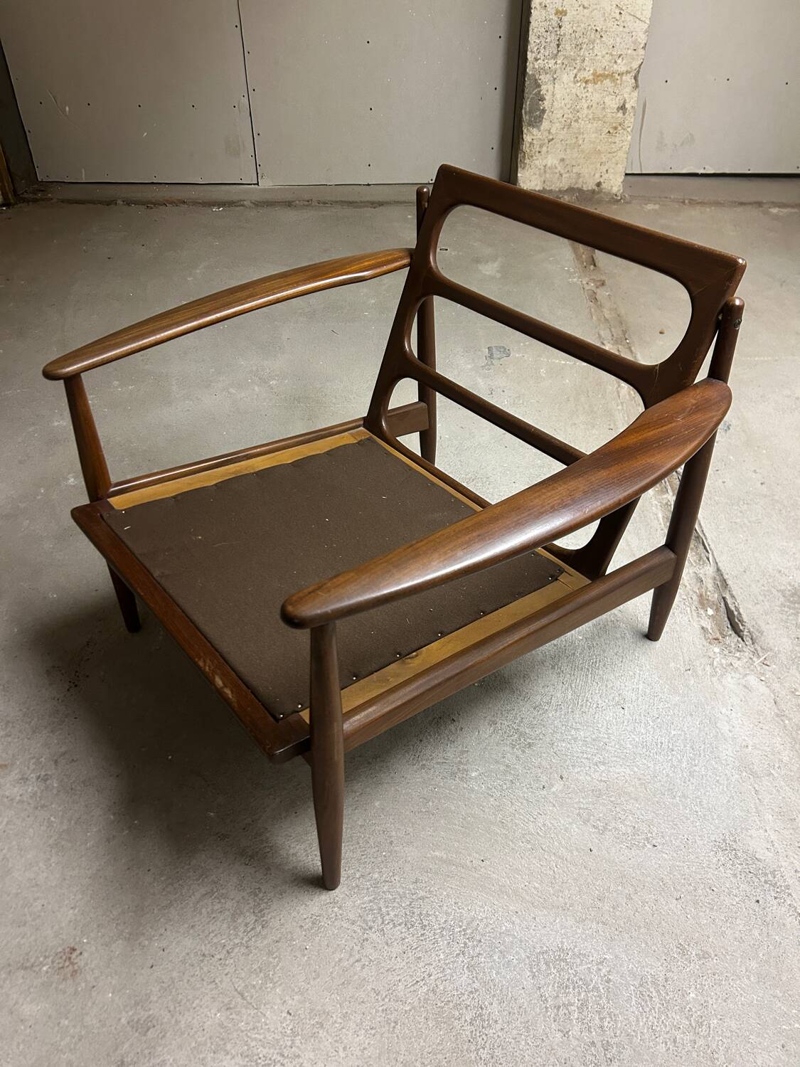 Pair of Scandinavian armchairs by Grete Jalk