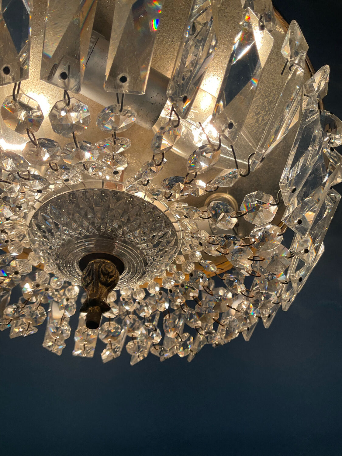 Golden ceiling lamp with crystal tassels