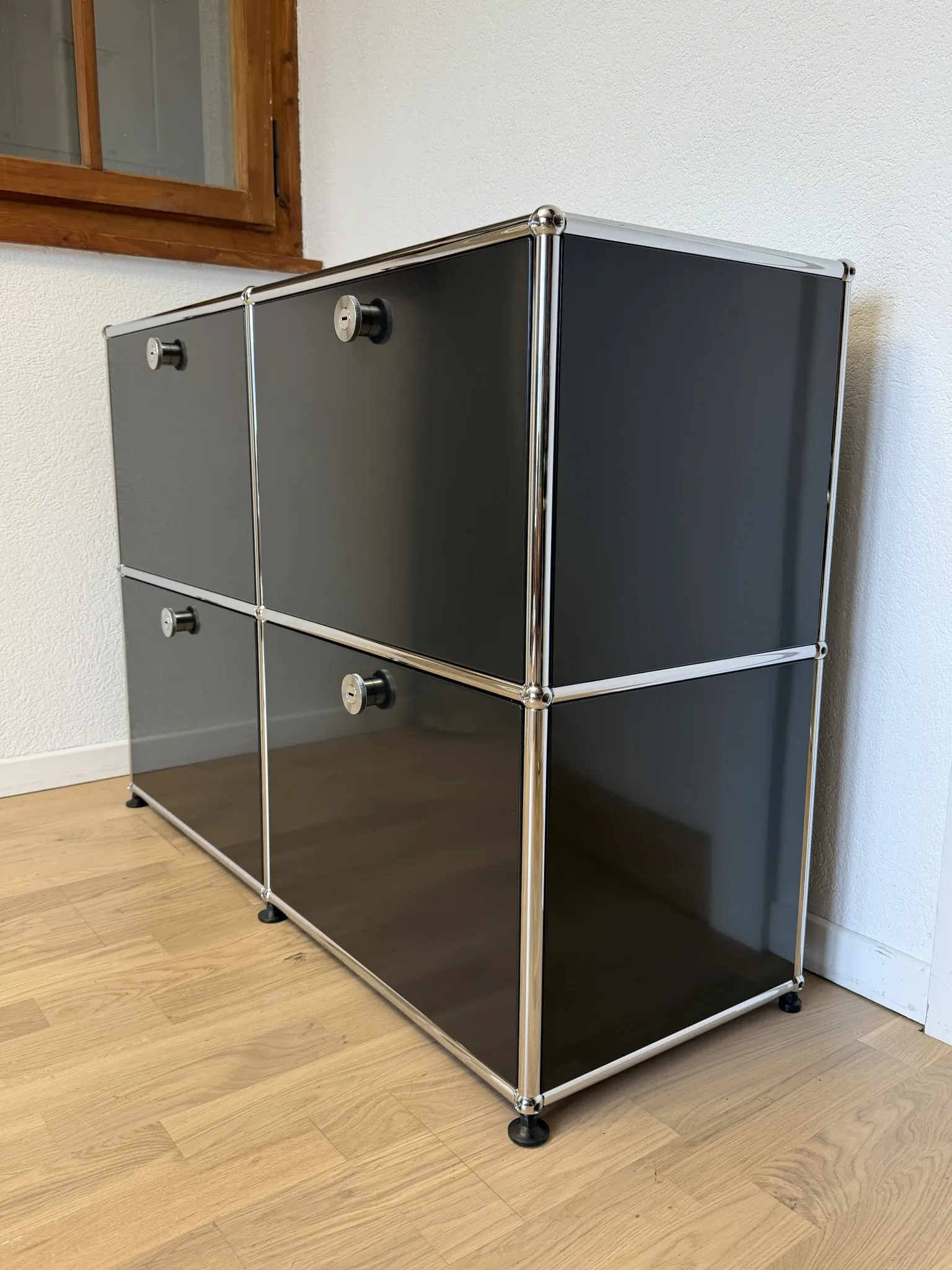 Commode USM Haller en Noir Graphite