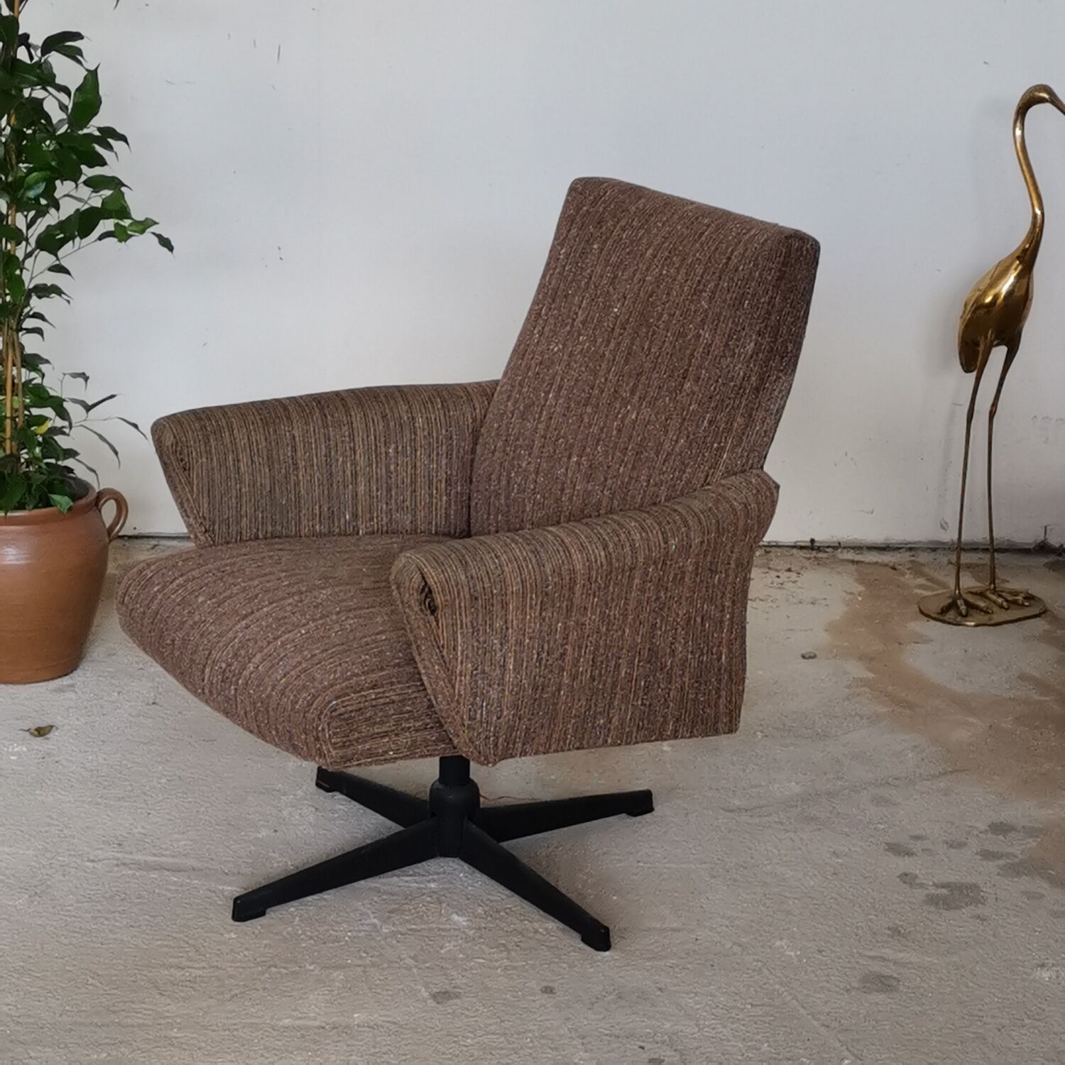 Pair of Czechoslovak swivel chairs year 70