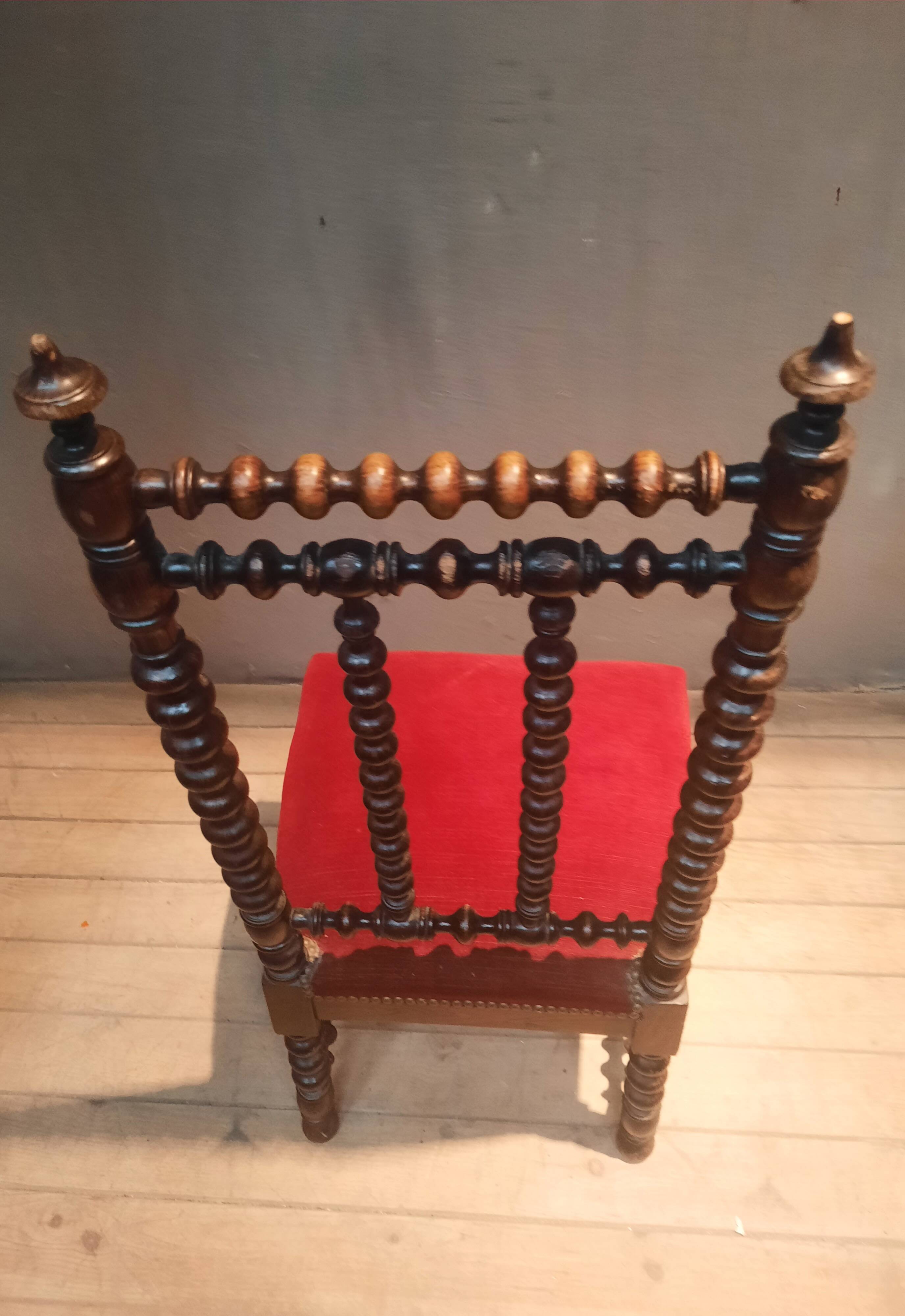 Napoleon III low chair in red velvet