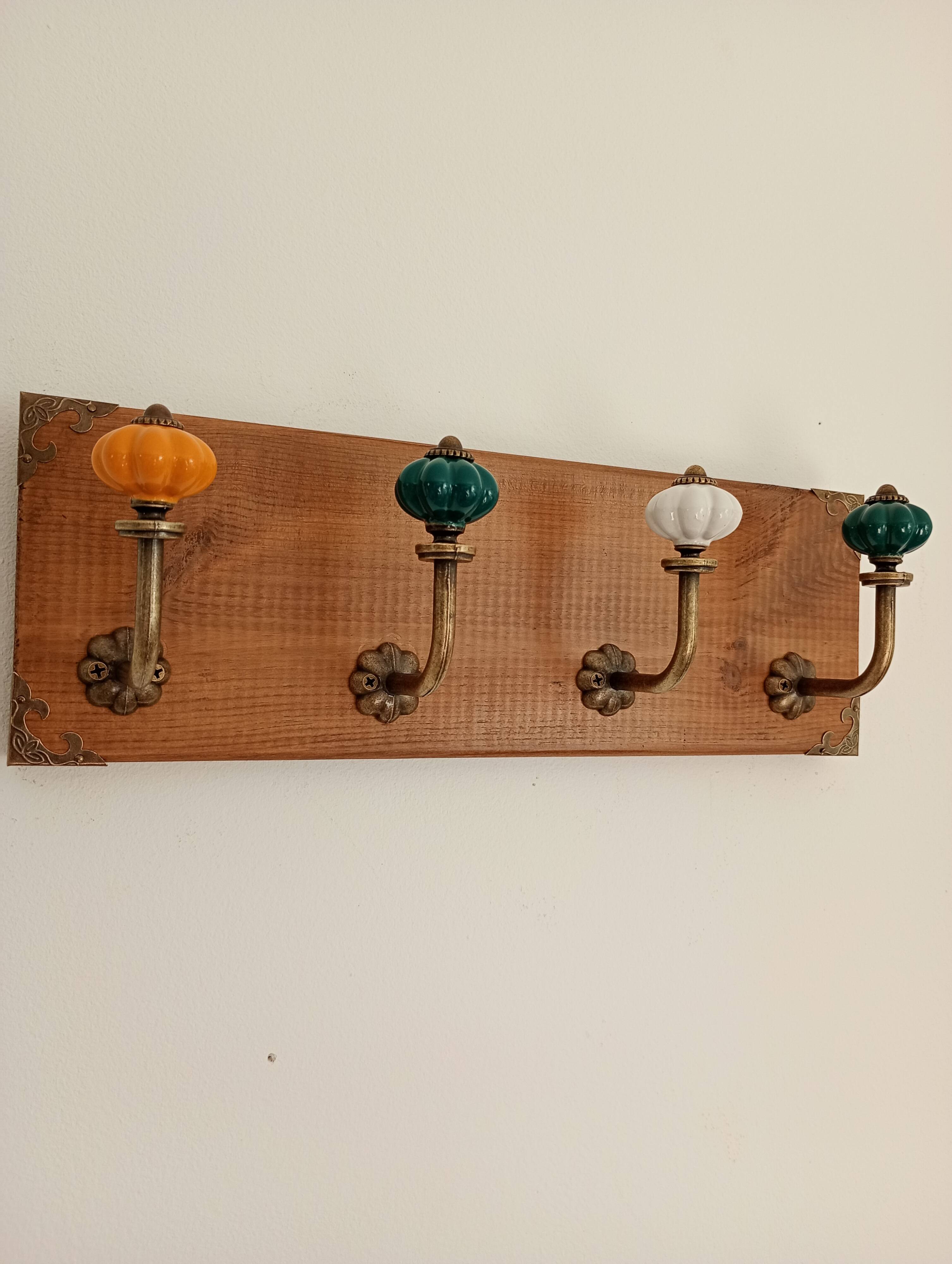 Vintage wall coat rack handmade - 4 ceramic hooks - 35 cm