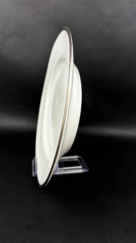 Oval plate Raynaud model Fontainebleau platinum