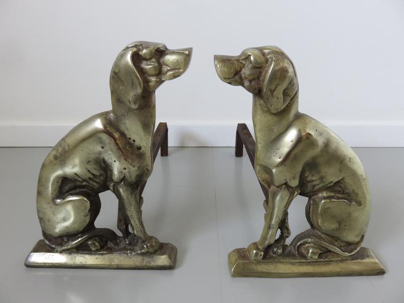 Pair of "dog" channels in solid bronze 30/40
