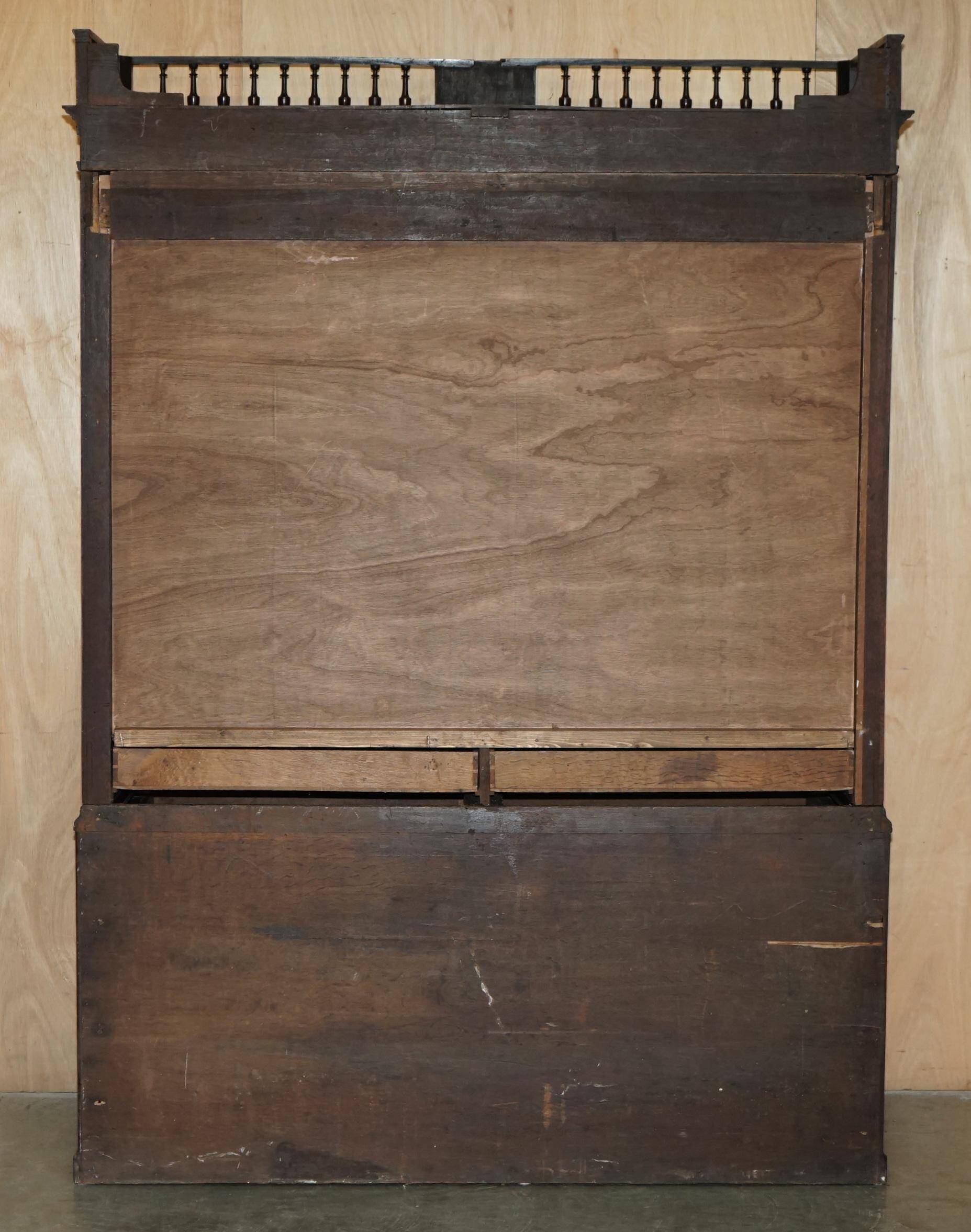 Thomas Chippendale Antique Linen Armoire 18th Century circa 1760