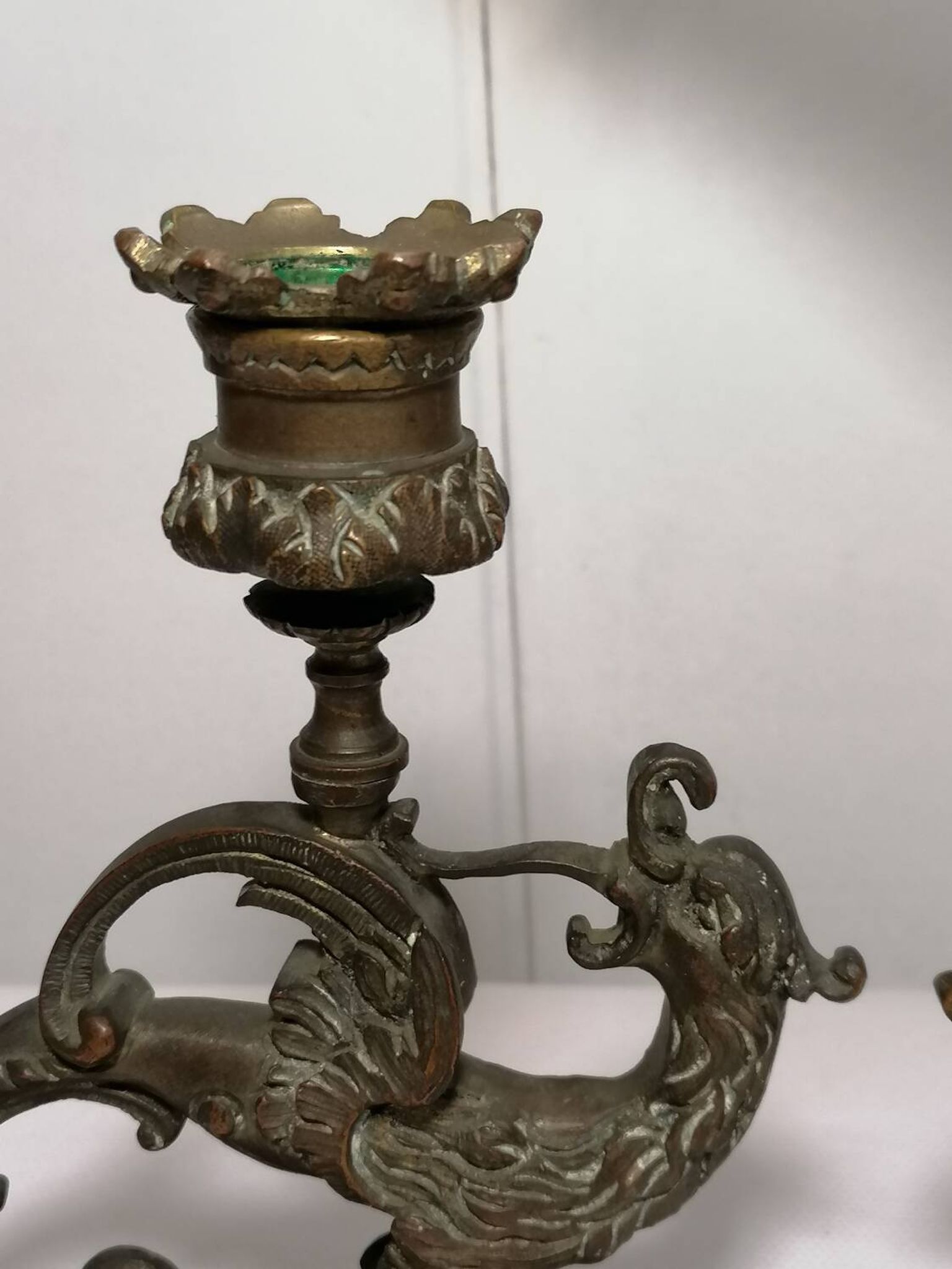Pair of bronze candlesticks representing chimeras/dragons - 19th century