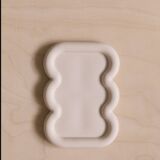 Empty bubble shape pocket in jesmonite