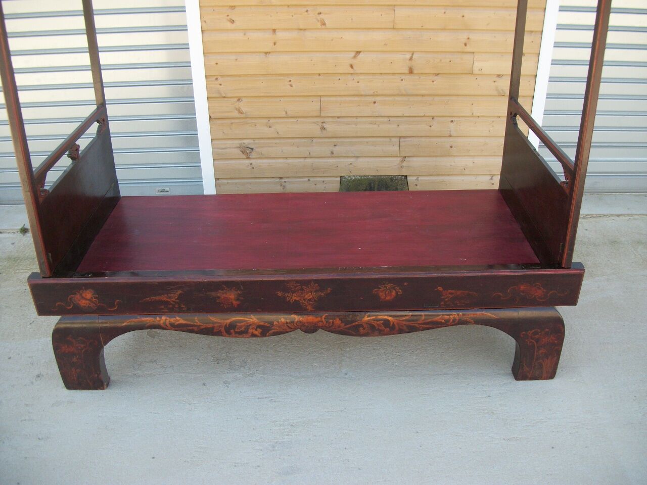 Opium lacquered canopy bed