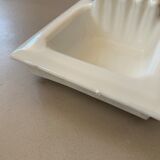 Built-in ceramic wall soap dish