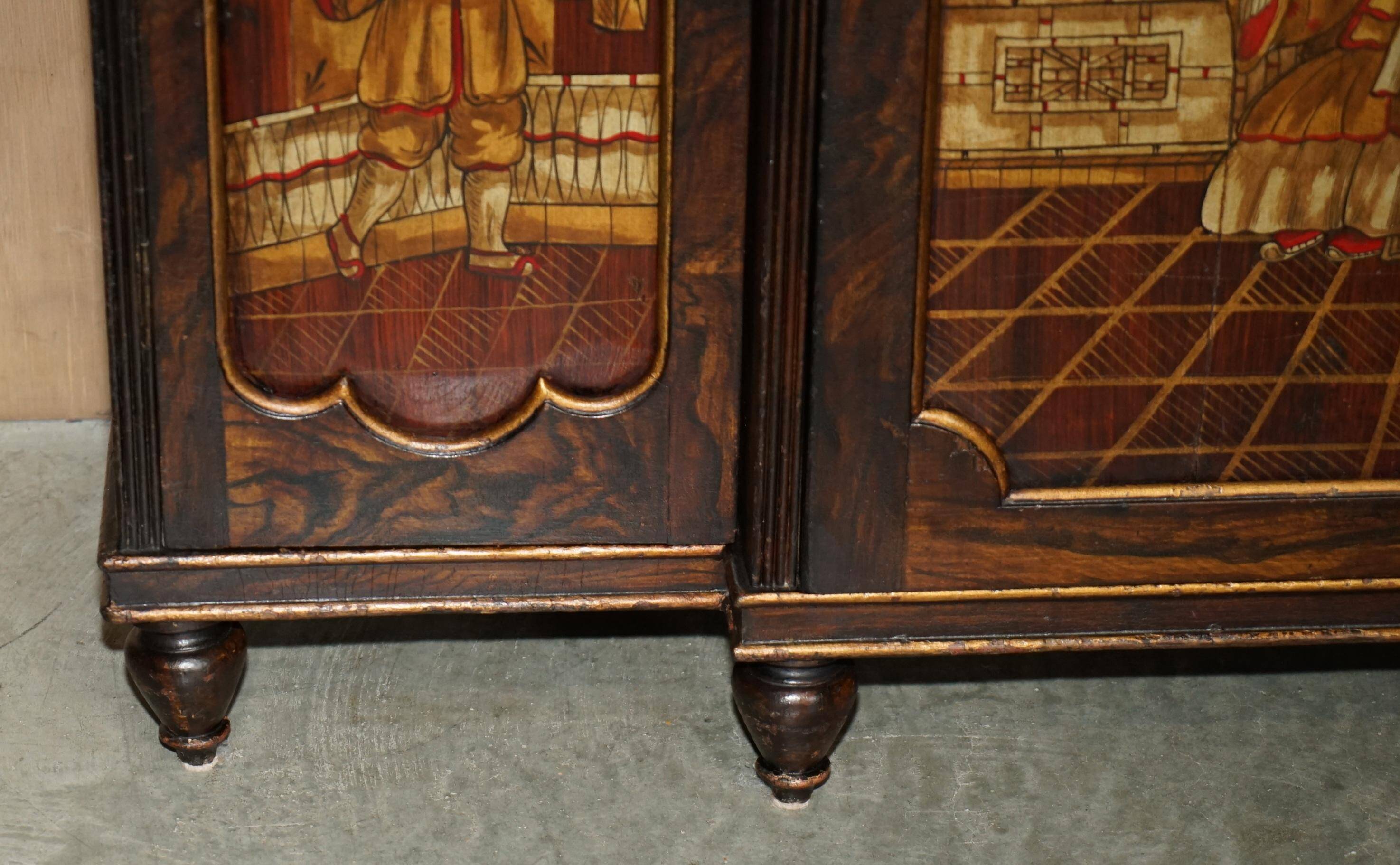 Regency 1810 library buffet in simulated hardwood with Chinese decoration.