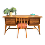 Bureau en bois blond années 1960