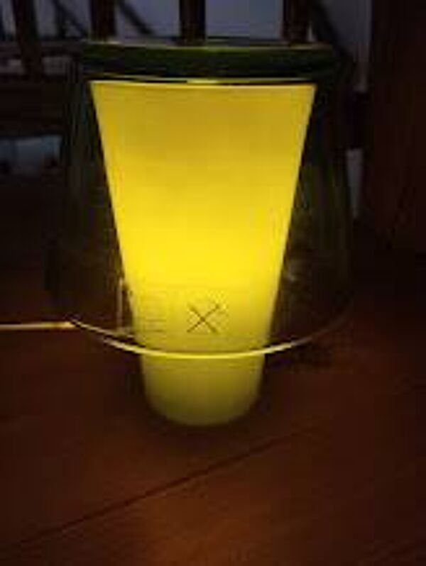 Lampe IKEA GAVIK – Vert pomme – Design scandinave