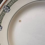 4 assiettes plates St Amand terre de fer