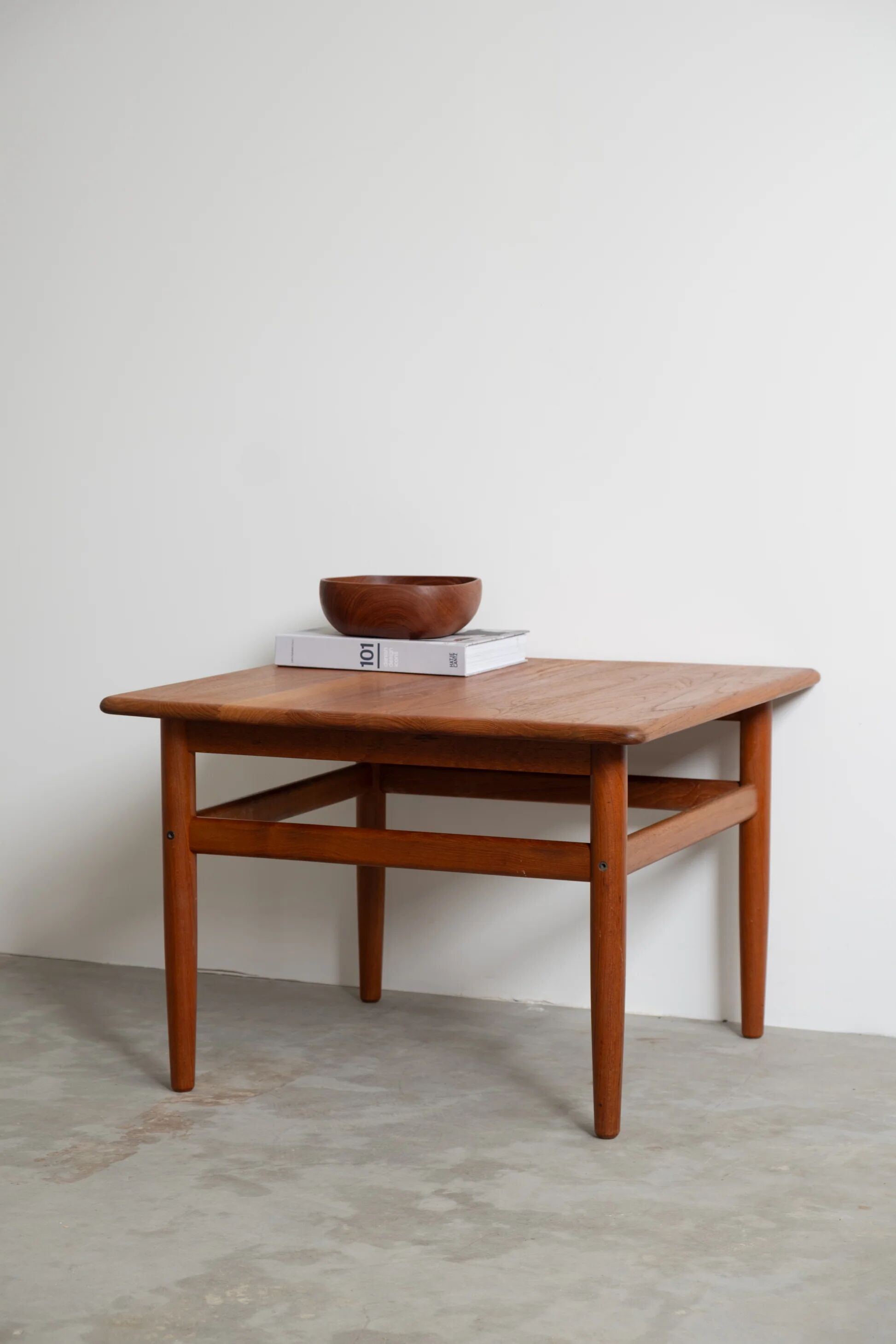 Teak coffee table, Niels Bach for Randers