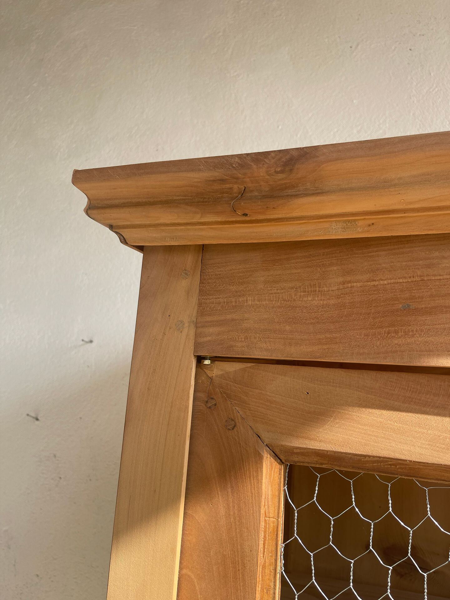 Armoire parisienne /vaisselier/bibliothèque